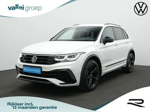 Volkswagen Tiguan 1.4 TSI eHybrid 245 pk DSG R-Line | Trekhaak | Navigatie Discover Pro | Leder | Geheugenstoelen | 360 camera | IQ Light | Stuur-/stoelverwarming