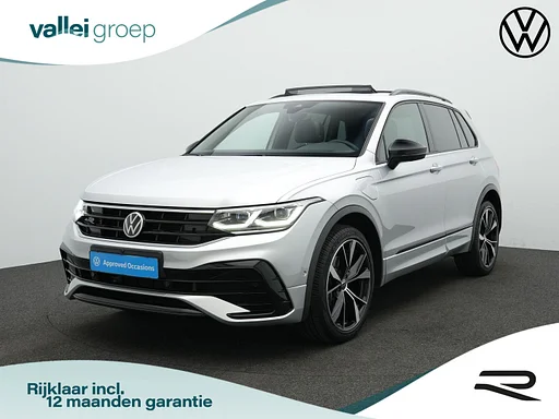 Volkswagen Tiguan 1.4 TSI eHybrid 245 pk R-Line | Panoramadak | Trekhaak | Navigatie Discover Pro | Adaptief onderstel | 360 camera | IQ Light