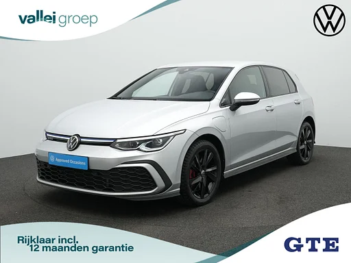 Volkswagen Golf 1.4 eHybrid 245 pk GTE | Stuur-/stoelverwarming | Adaptive Cruise | Navigatie | Parkeersensoren voor/achter