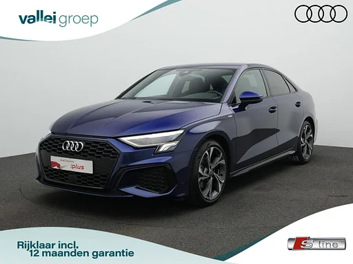 Audi A3 Limousine 35 TFSI 150 pk S-tronic S-Line | vontatóautó | Achteruitrijcamera | Adaptive Cruise | fűtött ülések | Carplay