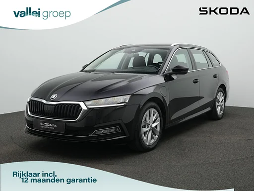 Skoda Octavia 1.4 TSI iV 204 pk PHEV Style | Geheugenstoelen | Head-up display | sedili riscaldati | Adaptive Cruise | Side Assist