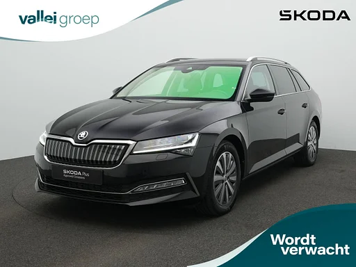 Skoda Superb 1.4 TSI 218 pk iV Style | carro de reboque | Geheugenstoel | Matrix LED | Achteruitrijcamera | Stuur-/achterbankverwarming