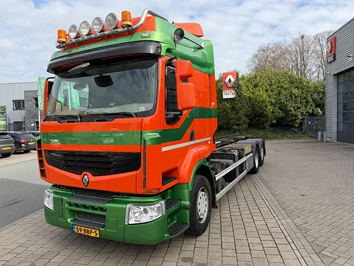 Renault PREMIUM 460 DXI E5 6X2 E5 / RETARDER / NAAFREDUCTIE / HEFBARE GESTUURDE NALOOP AS / KETTING SIJSTEEM 24 T/