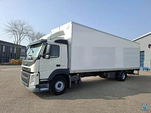 Volvo FM 11.330 / ONLY:422673 KM / ACC / LWDS / DAS / PLATFORM 1500 KG / AUTOMATIC / EURO-6 / 2017