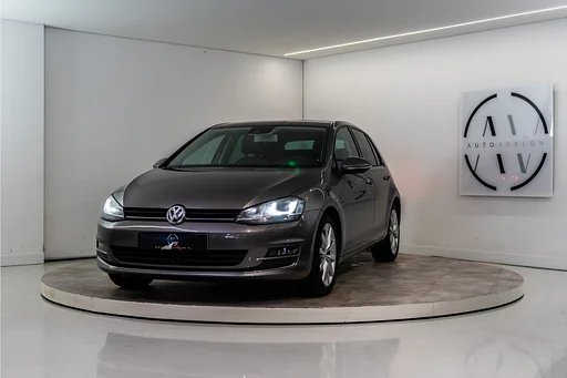 Volkswagen Golf 1.4 TSI ACT Highline 141PK | LED | auto da rimorchio | ACC | Massage | Garantie