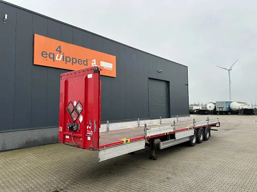 Pacton platte oplegger met twist locks voor 1x40FT / 2x20FT /1x20FT centraal / 1x30FT / alu zijborden / NL trailer / APK 12-2026