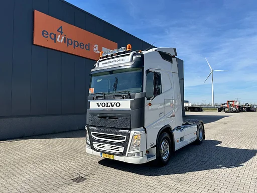 Volvo FH 500 FH 500 Globetrotter / ALCOA / PTO / HYDRAULIC / NL-TRUCK / APK: 08-2026