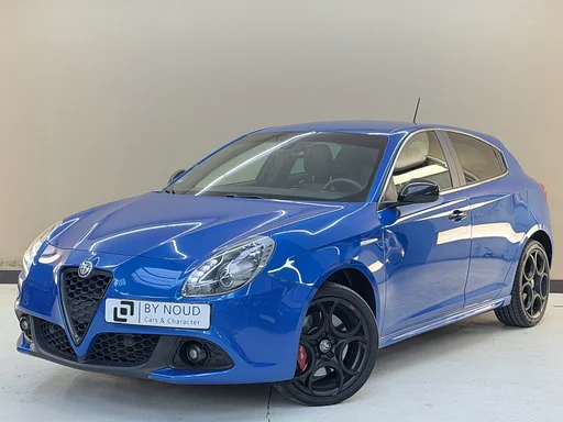 Alfa Romeo Giulietta 1.4 Turbo Super, 120Pk, 2018, 2de eigenaar, totalmente leder, Memory stoelen, navigatie, xênon koplampen, Stoelverwarming, ar condicionado control, Stuurbediening,