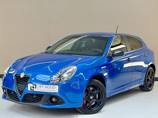 Alfa Romeo Giulietta 1.4 Turbo Super, 120Pk, 2018, 2de eigenaar, Totaly leder, Memory stoelen, navigatie, xenon koplampen, Stoelverwarming, air conditioning control,  Stuurbediening,