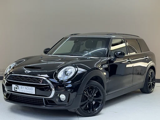 MINI John Cooper Works Clubman Mini 2.0 S JCW Chili, 192Pk, 2016, Toit Pano 2de eigenaar, HUD, Parkeersensoren, LED koplampen, Sportstoelen,Stoelverwarming, navigatie,