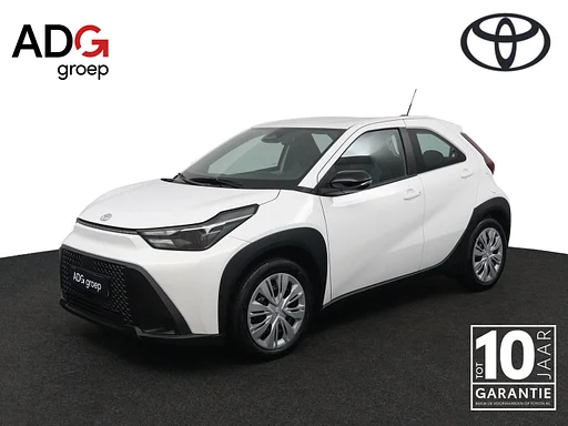 Toyota Aygo (X) Hybrid 115 play | nuovo Auto | Achteruitrijcamera | Apple Carplay & Android Auto |