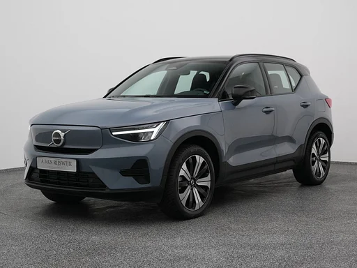 Volvo XC40 Recharge Core 70 kWh | fényképezőgép | WARMTEPOMP