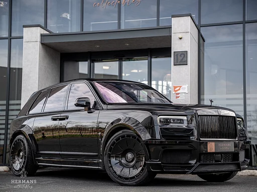 Rolls-Royce Cullinan 6.75 V12 / NOVITEC Widebody / Starlight / Massage / HUD / Entertainment / RR Bespoke Audio