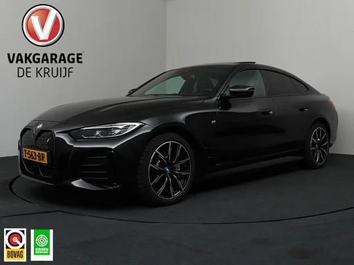 BMW i4 High Executive M-Sport | SoH 95,3% | ACC | carro de reboque | Elektrisch Panoramadak!