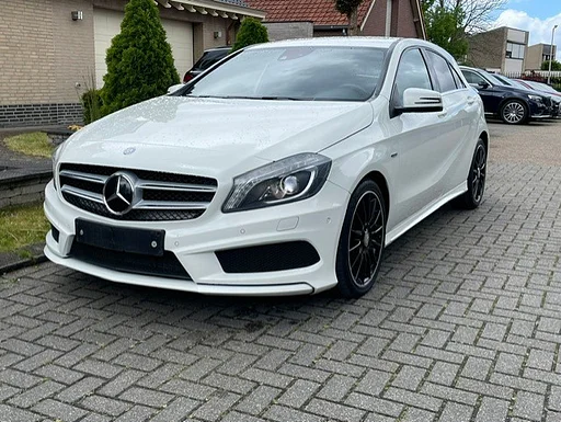 Mercedes-Benz A 200 AMG LINE COMAND xénon