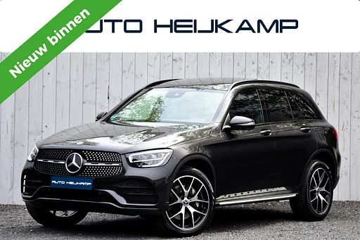 Mercedes-Benz GLC 300 300e 4MATIC Business Solution AMG | Pano tető | fényképezőgép | vontatóautó |