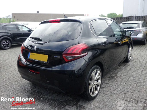 Peugeot 208 1.2 Pure Tech Allure 110pk